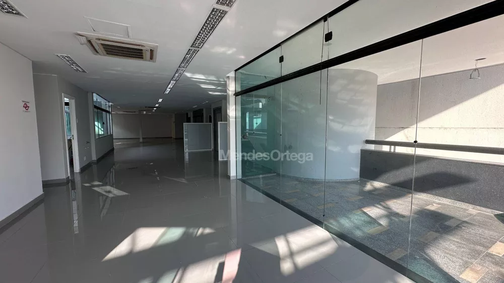 Prédio Inteiro para alugar, 1100m² - Foto 12