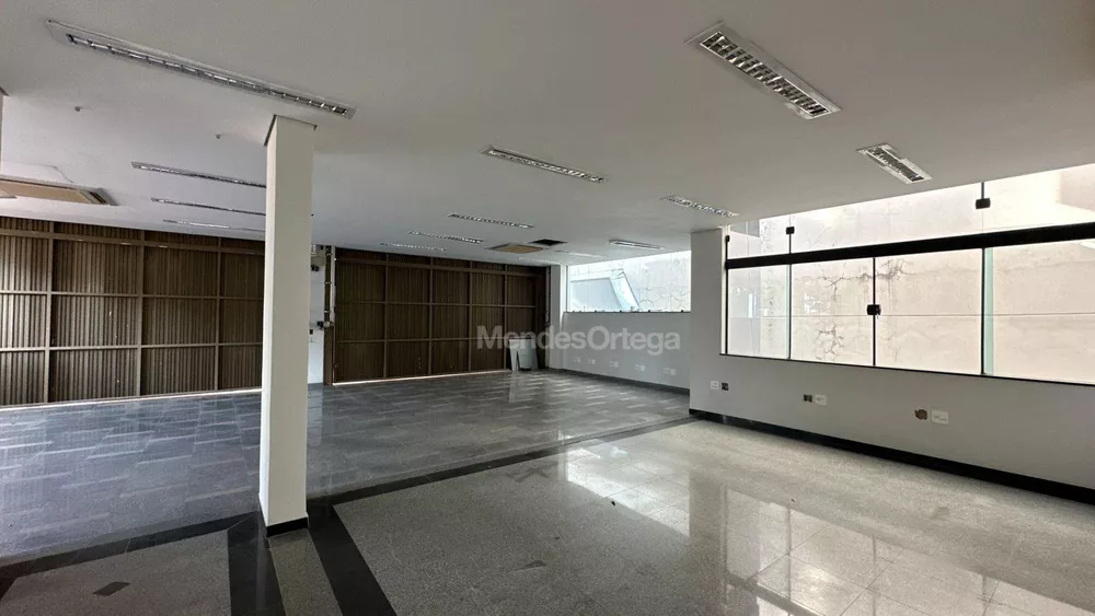 Prédio Inteiro para alugar, 1100m² - Foto 23