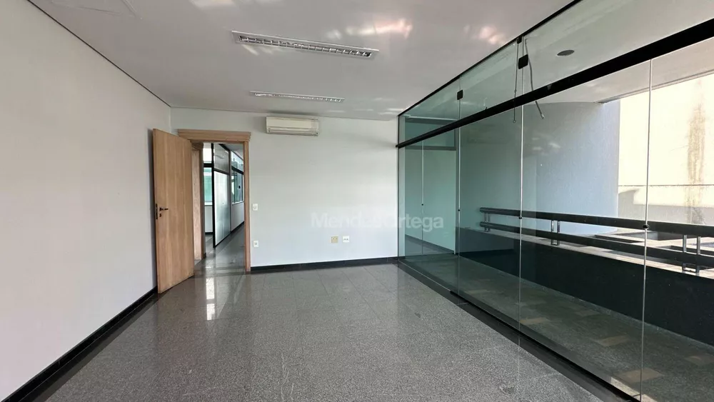 Prédio Inteiro para alugar, 1100m² - Foto 19