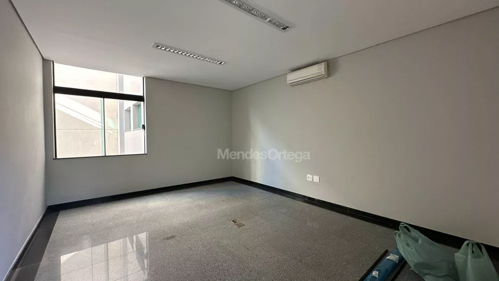 Prédio Inteiro para alugar, 1100m² - Foto 22