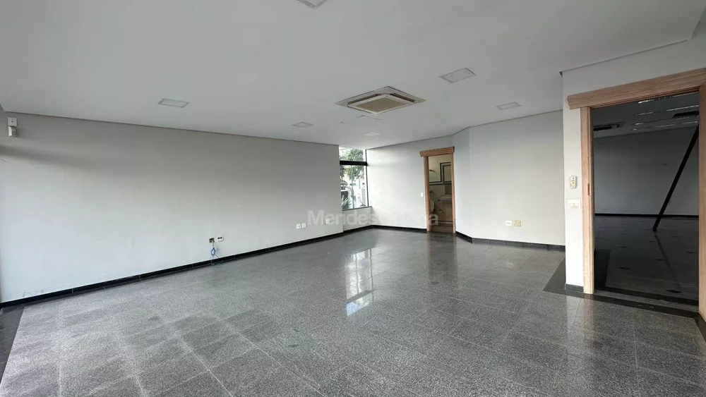 Prédio Inteiro para alugar, 1100m² - Foto 29