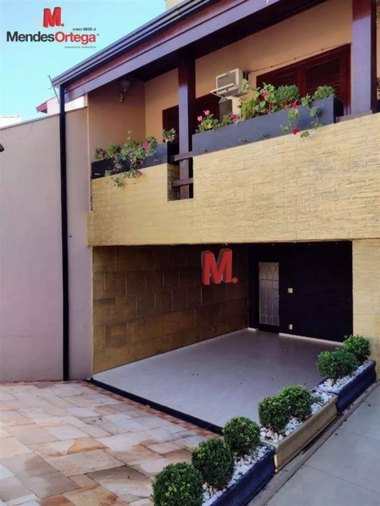 Casa à venda com 4 quartos, 390m² - Foto 3