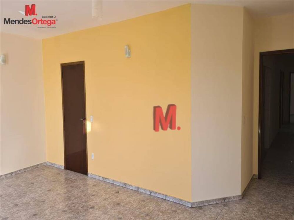 Casa, 2 quartos, 211 m² - Foto 1