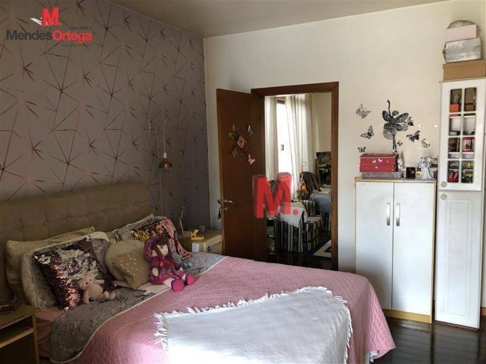 Casa, 4 quartos, 378 m² - Foto 21