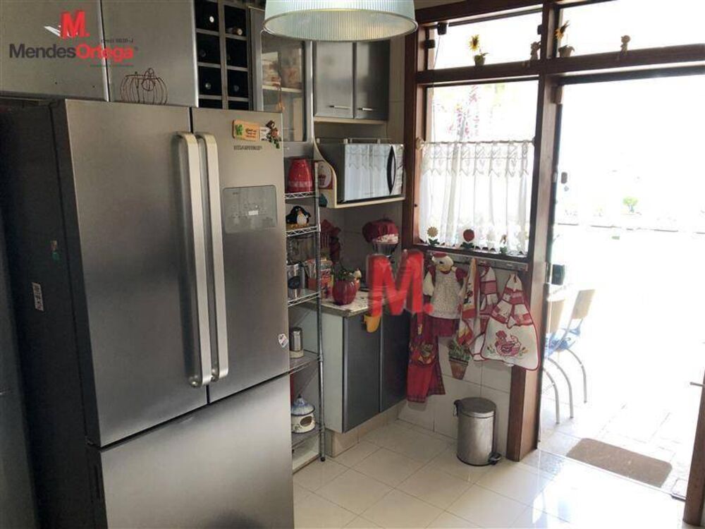 Casa, 4 quartos, 378 m² - Foto 35