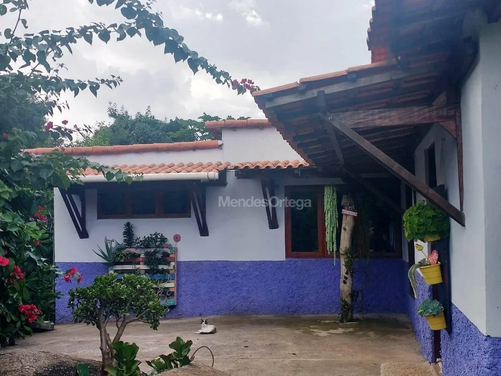 Sítio, 2 quartos, 7500 m² - Foto 1