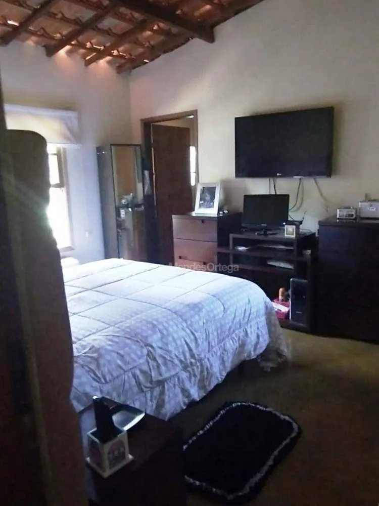 Sítio, 2 quartos, 7500 m² - Foto 4