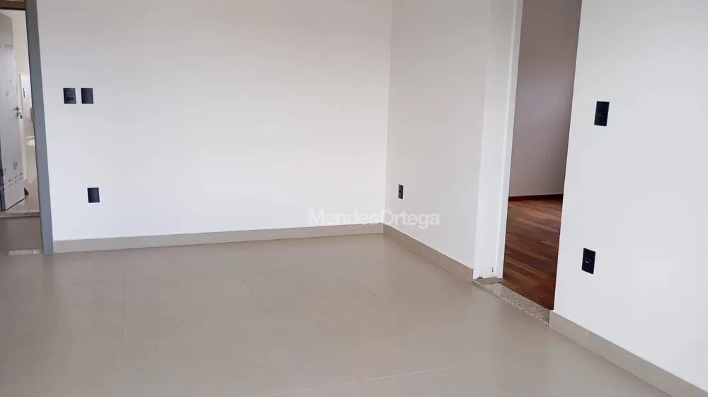 Apartamento, 3 quartos, 80 m² - Foto 1
