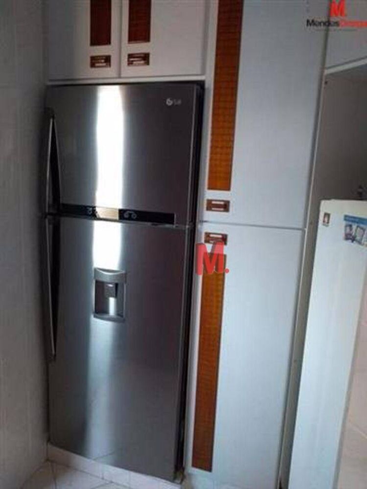 Apartamento à venda com 3 quartos, 174m² - Foto 4