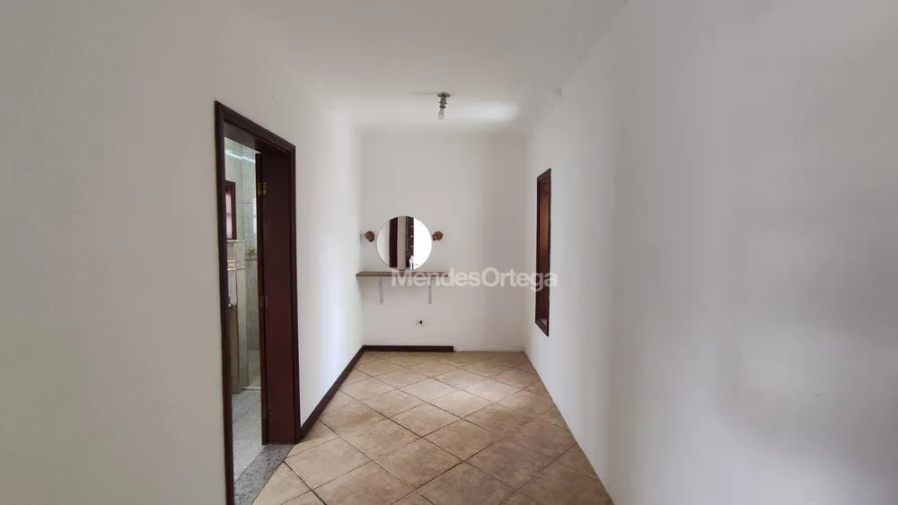 Casa, 3 quartos, 320 m² - Foto 10