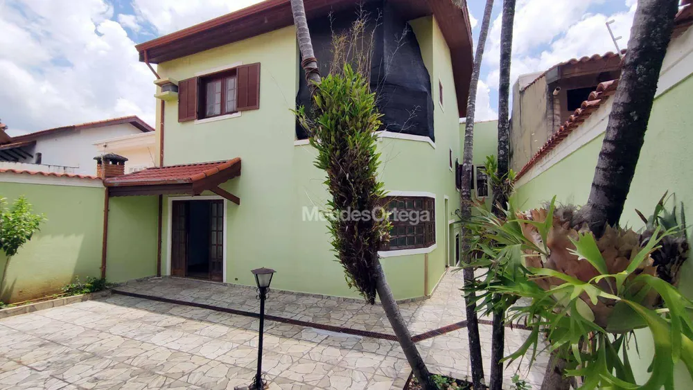 Casa, 3 quartos, 320 m² - Foto 1