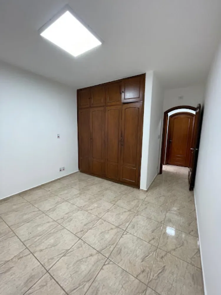 Casa, 3 quartos, 275 m² - Foto 12