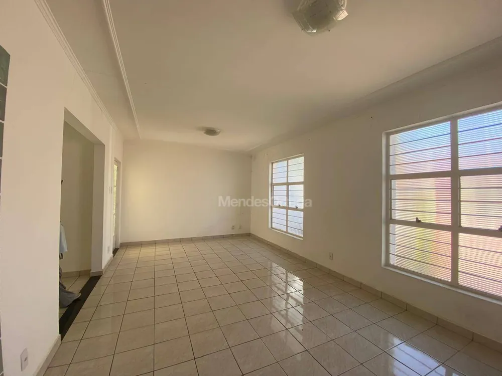 Casa, 3 quartos, 238 m² - Foto 9
