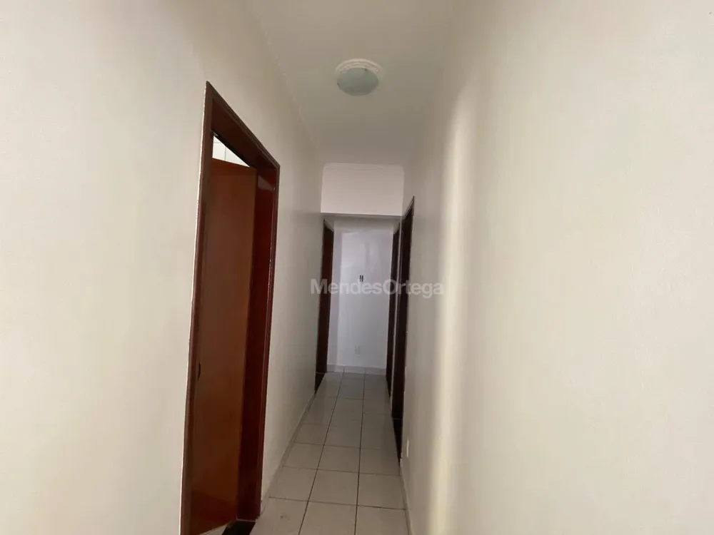 Casa, 3 quartos, 238 m² - Foto 8
