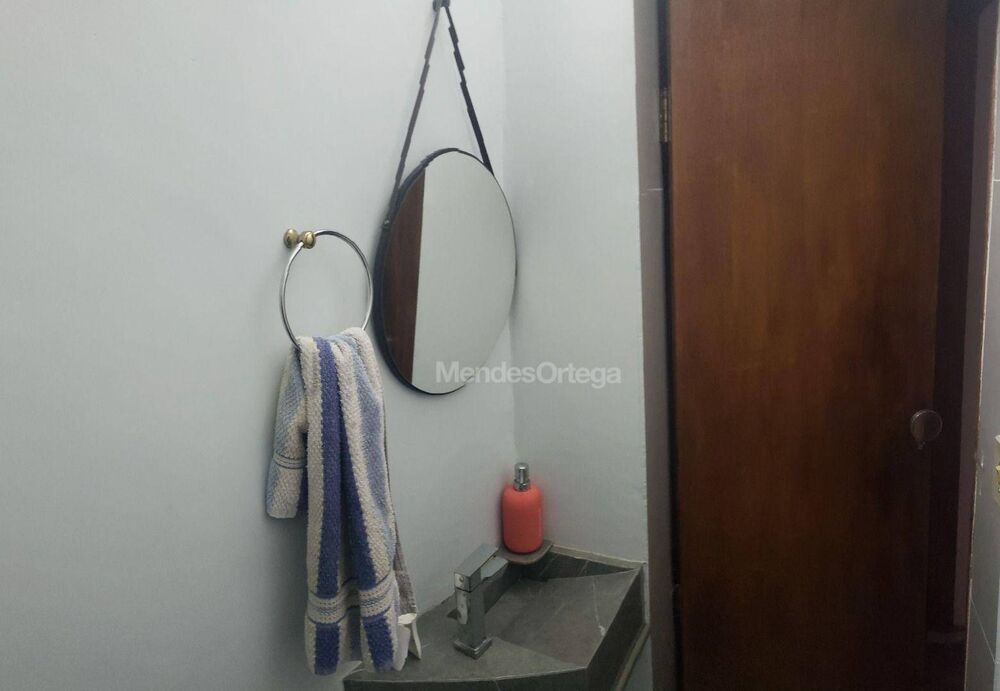 Casa, 2 quartos, 137 m² - Foto 1