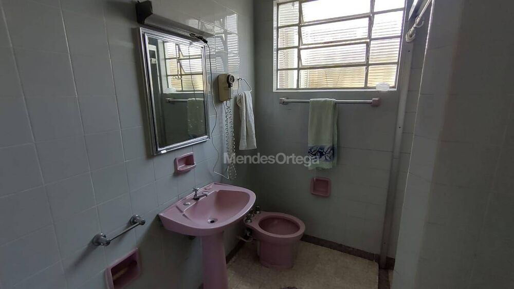 Casa à venda com 2 quartos, 80m² - Foto 2