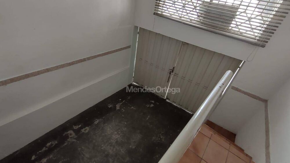 Casa à venda com 2 quartos, 80m² - Foto 3
