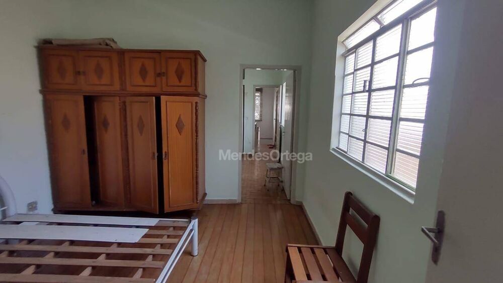 Casa à venda com 2 quartos, 80m² - Foto 4