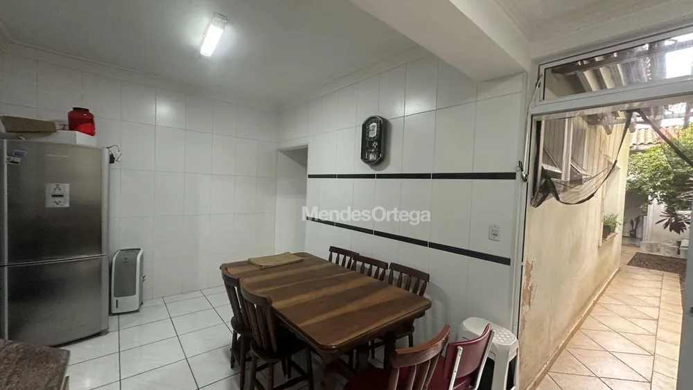 Casa, 2 quartos, 234 m² - Foto 13