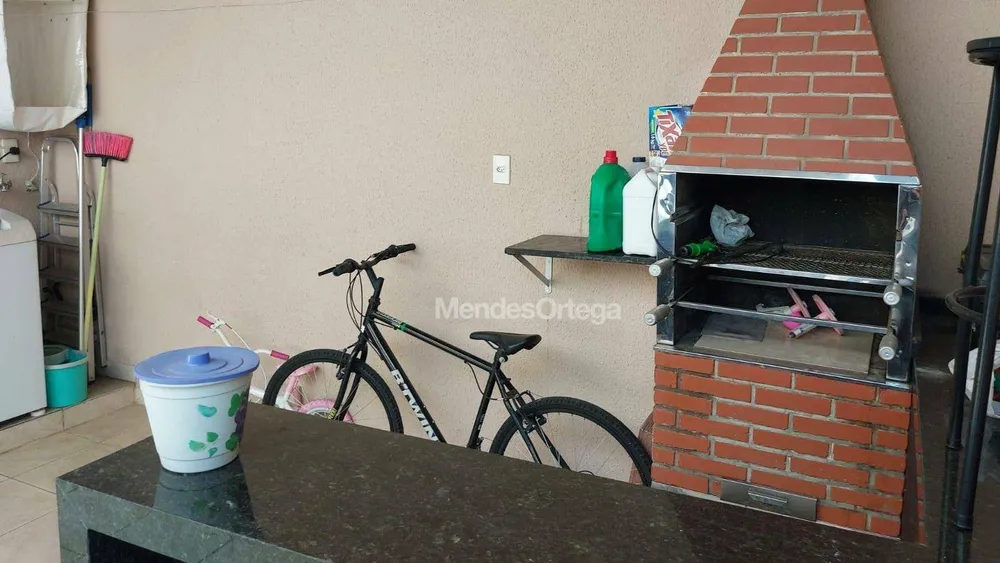 Casa, 3 quartos, 172 m² - Foto 4