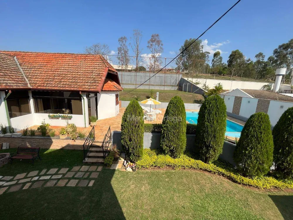 Chácara, 6 quartos, 1500 m² - Foto 1