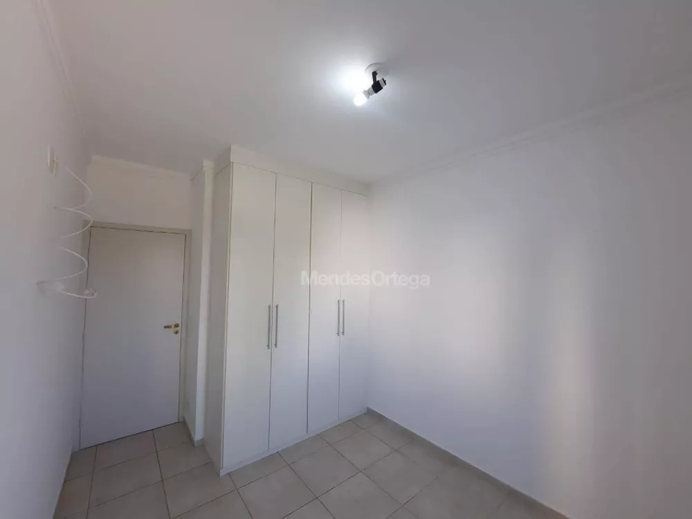 Apartamento para alugar com 3 quartos, 95m² - Foto 12