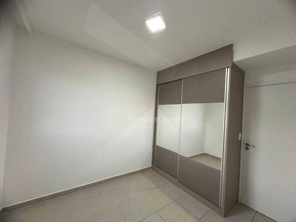 Apartamento à venda com 3 quartos, 128m² - Foto 4