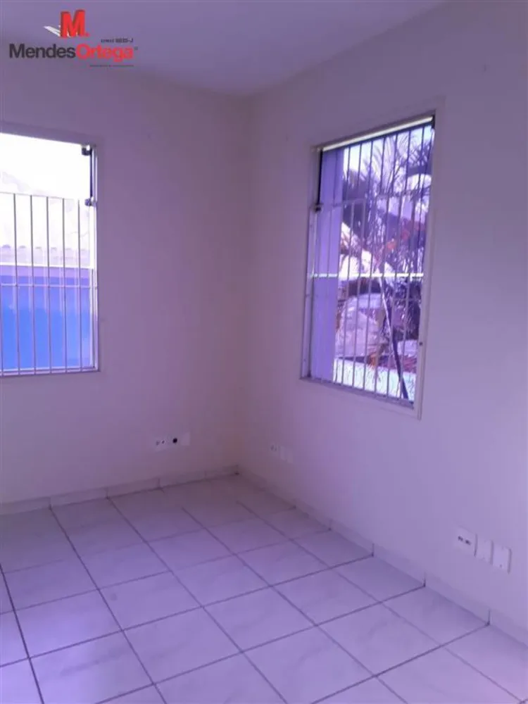 Casa, 1 quarto, 184 m² - Foto 2