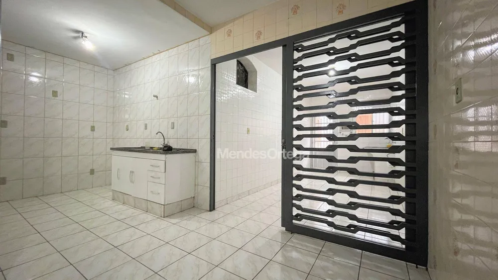 Casa, 3 quartos, 259 m² - Foto 2