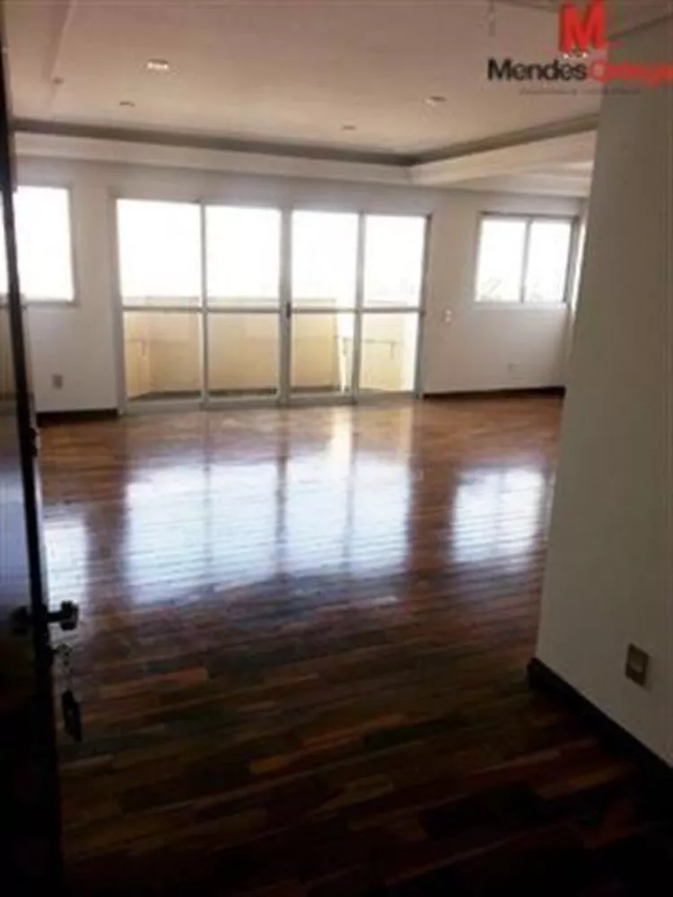 Apartamento, 3 quartos, 206 m² - Foto 3