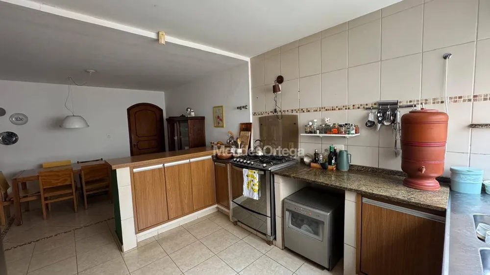 Casa, 3 quartos, 301 m² - Foto 4