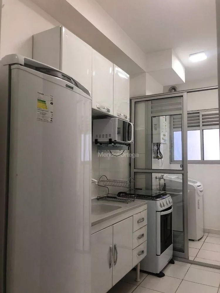 Apartamento à venda com 2 quartos, 47m² - Foto 2