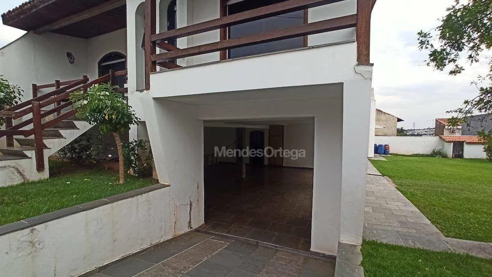 Casa, 4 quartos, 520 m² - Foto 2