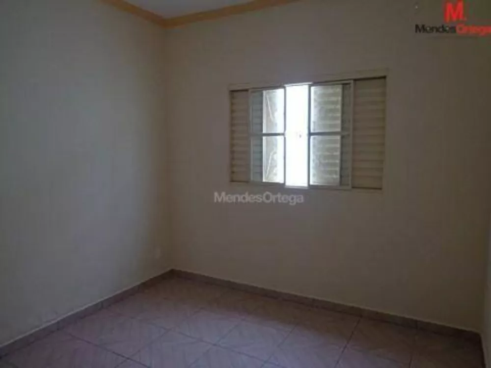 Casa à venda com 3 quartos, 100m² - Foto 4