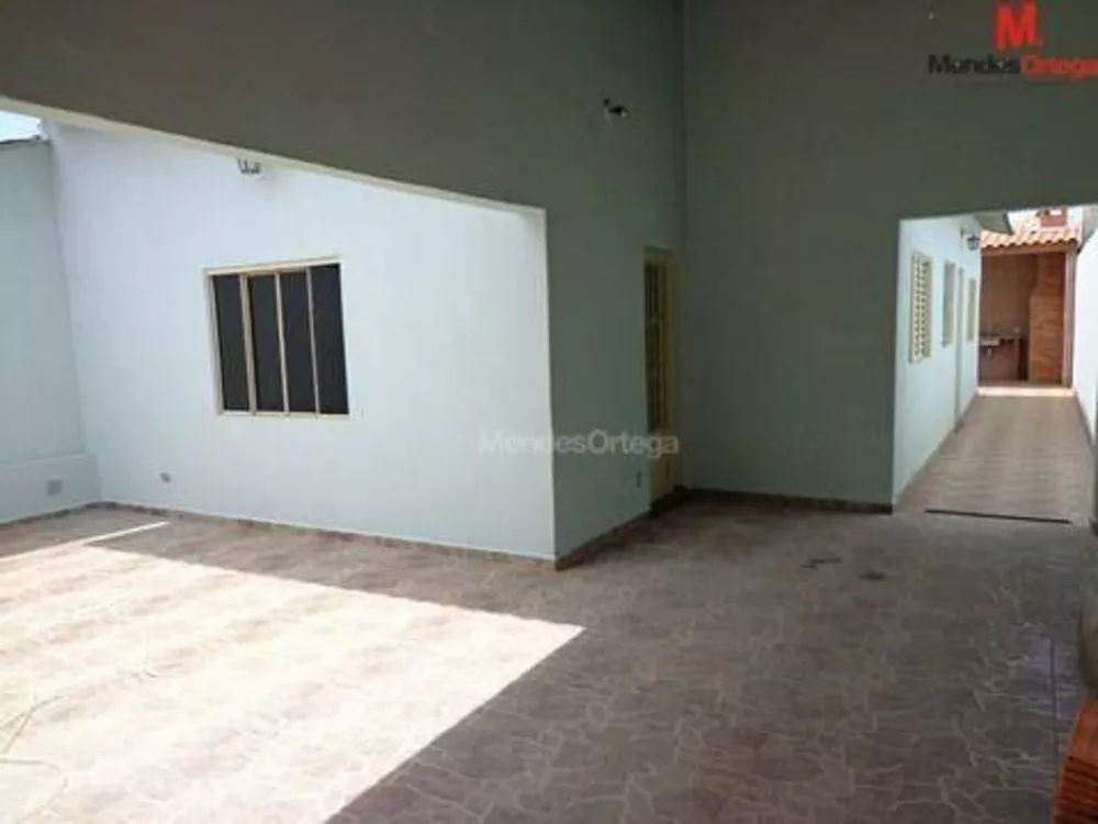 Casa à venda com 3 quartos, 100m² - Foto 2