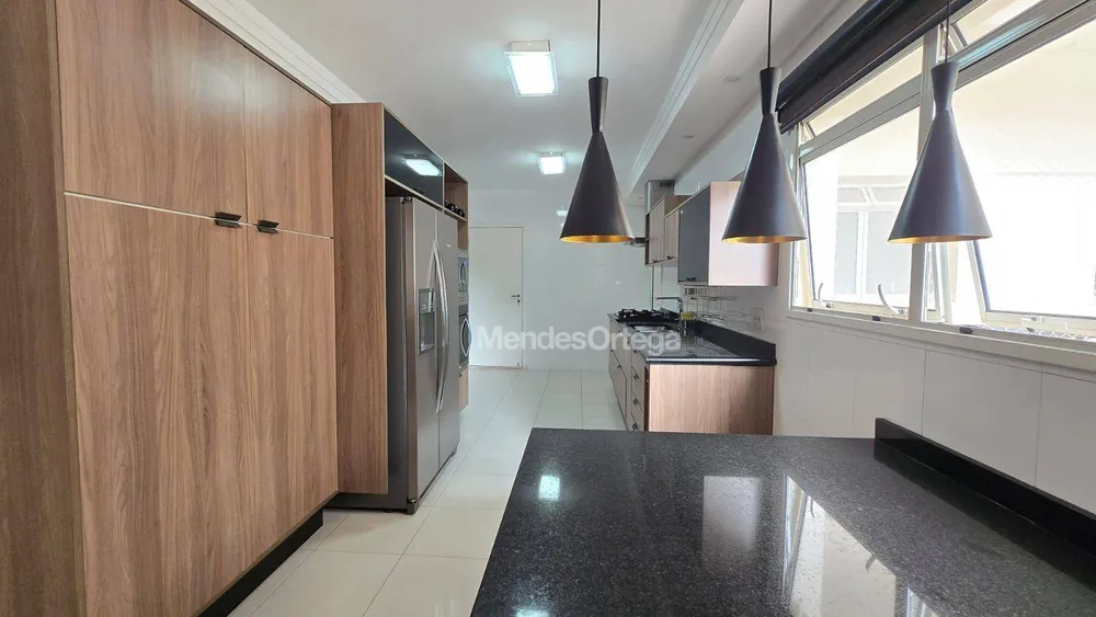 Apartamento, 3 quartos, 247 m² - Foto 4