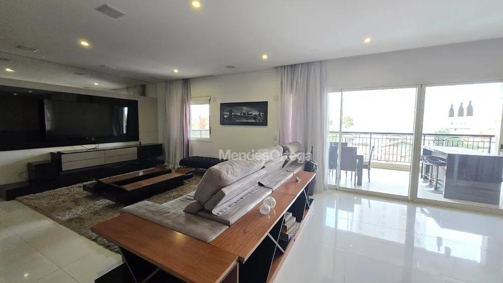 Apartamento, 3 quartos, 247 m² - Foto 1