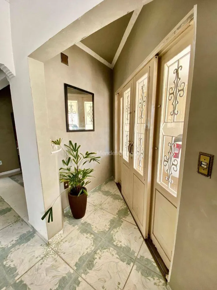 Casa, 4 quartos, 149 m² - Foto 1