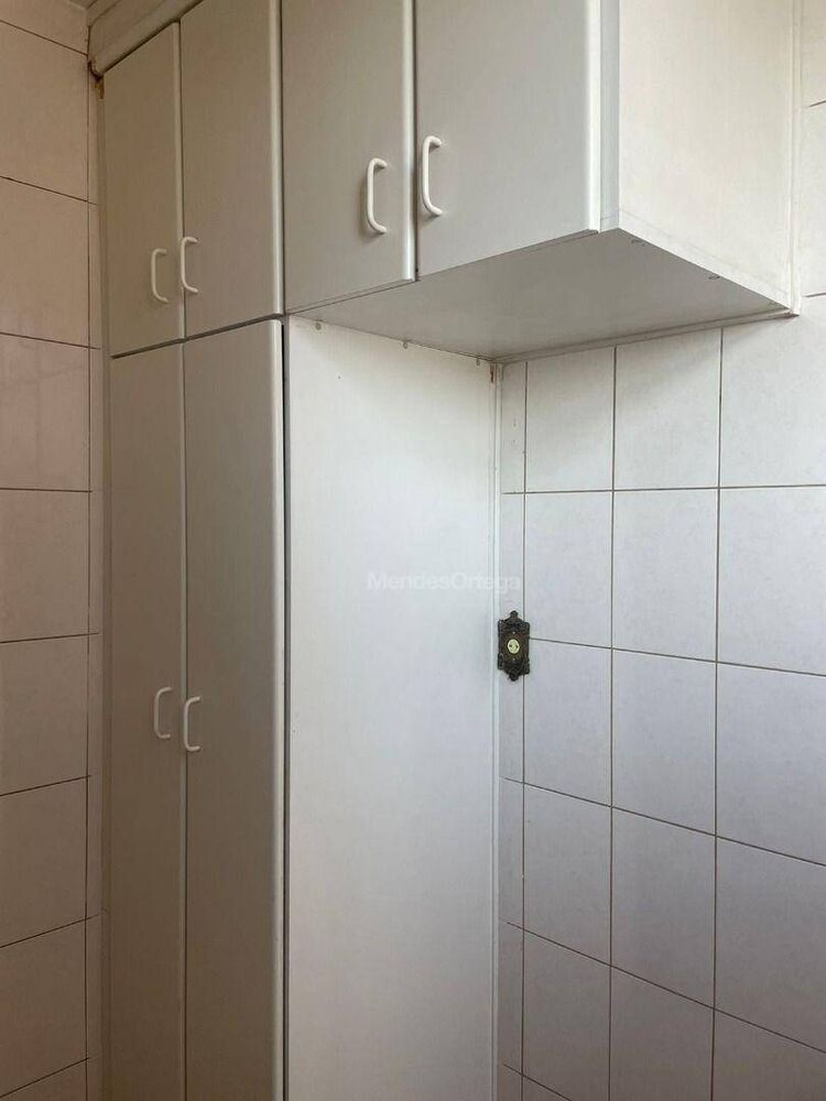 Apartamento para alugar com 3 quartos, 130m² - Foto 3