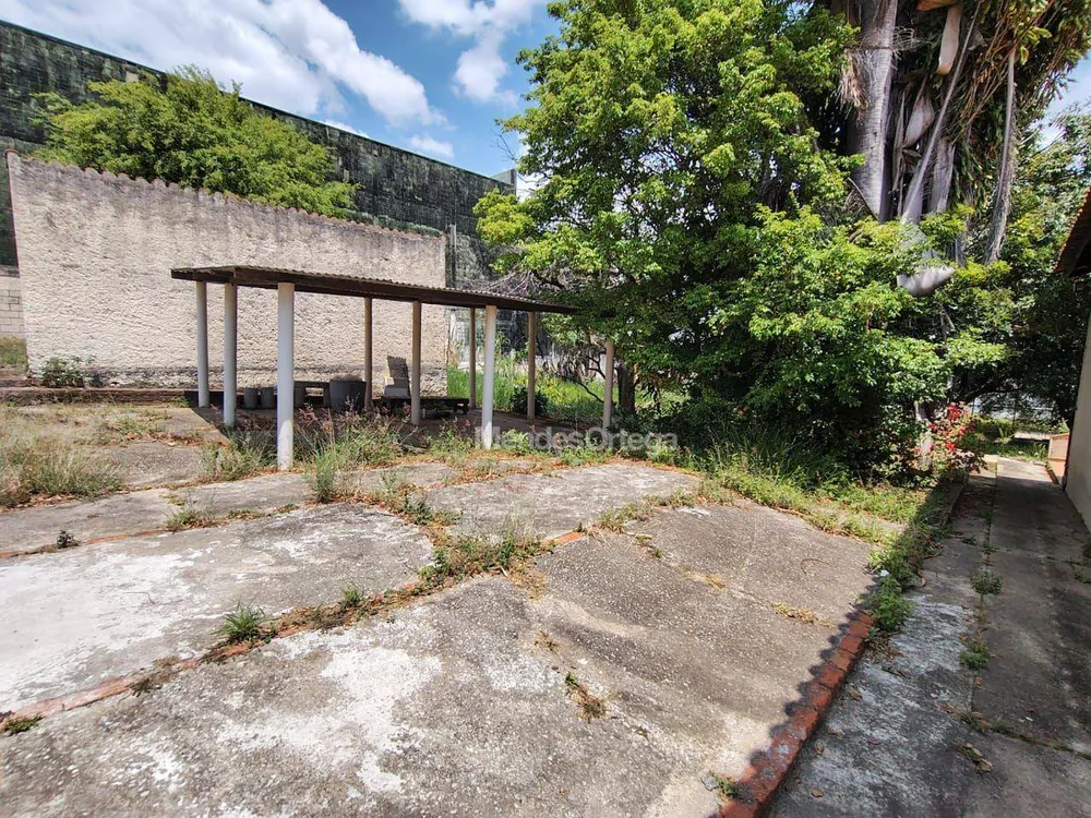 Chácara, 3 quartos, 2160 m² - Foto 8