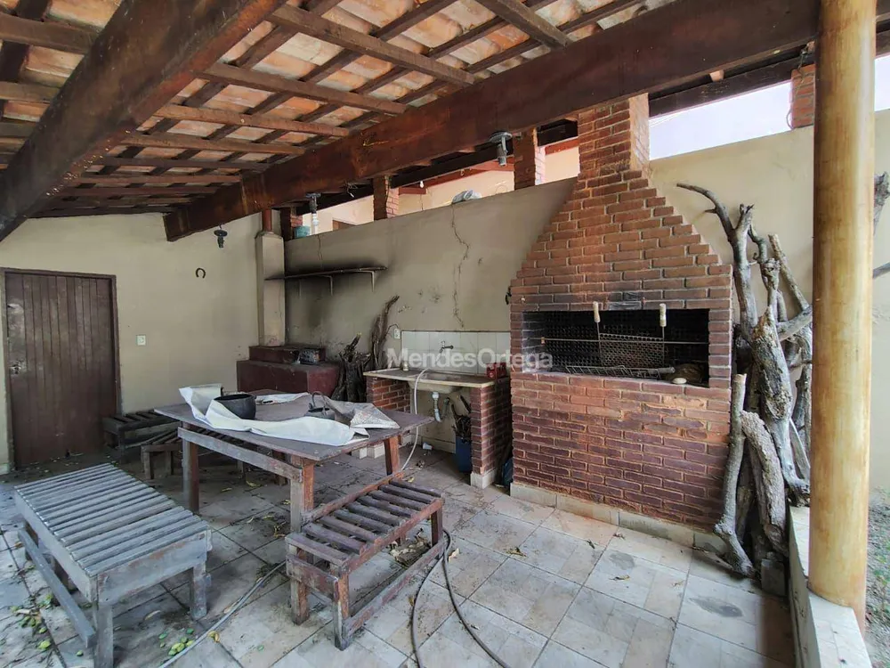 Chácara, 3 quartos, 2160 m² - Foto 6