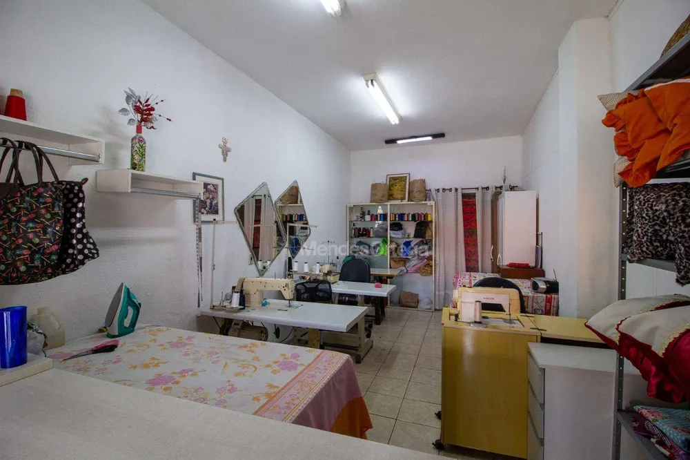 Casa, 3 quartos, 234 m² - Foto 11
