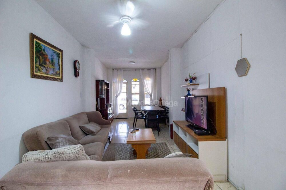 Casa, 3 quartos, 234 m² - Foto 3