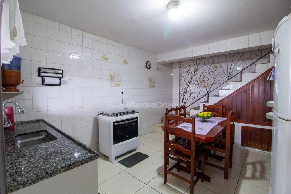 Casa, 3 quartos, 234 m² - Foto 8