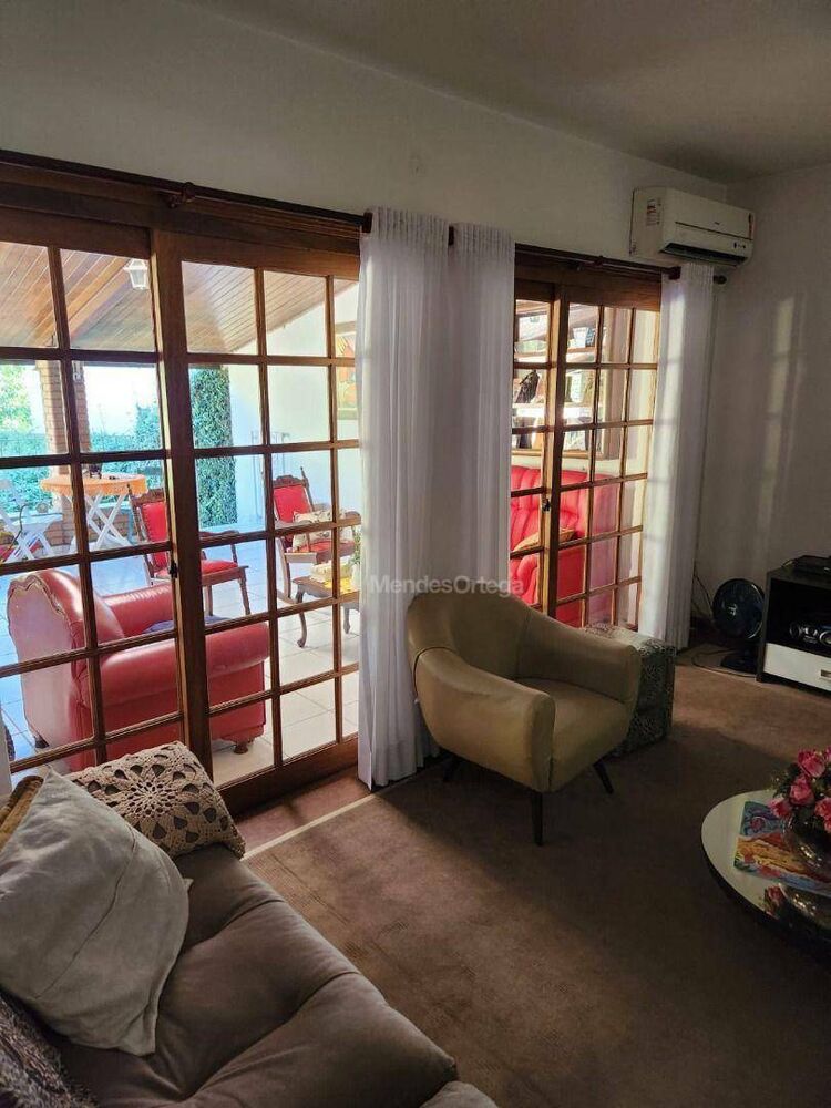 Casa, 4 quartos, 283 m² - Foto 3