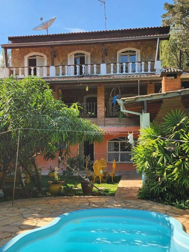 Casa, 4 quartos, 283 m² - Foto 2
