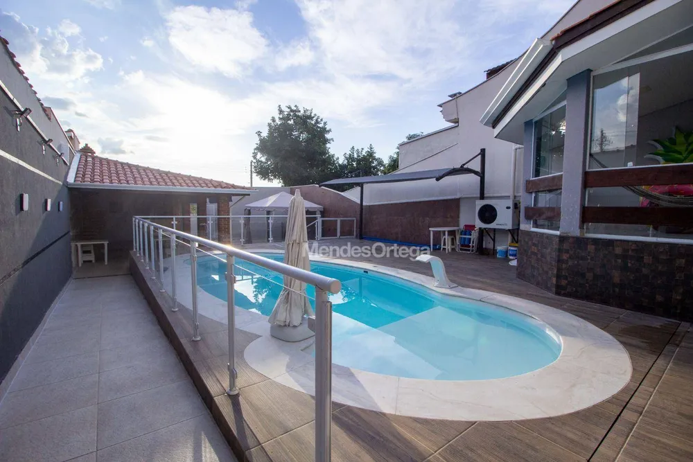Casa, 3 quartos, 180 m² - Foto 10
