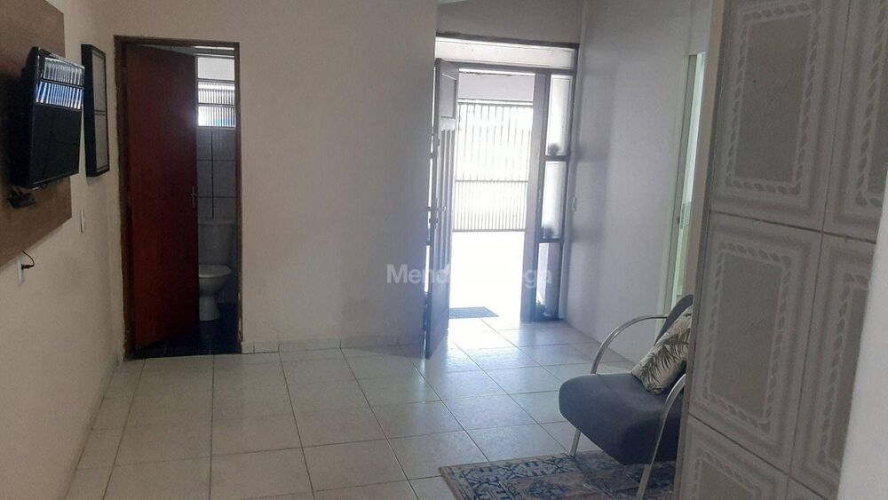 Casa, 3 quartos, 214 m² - Foto 1