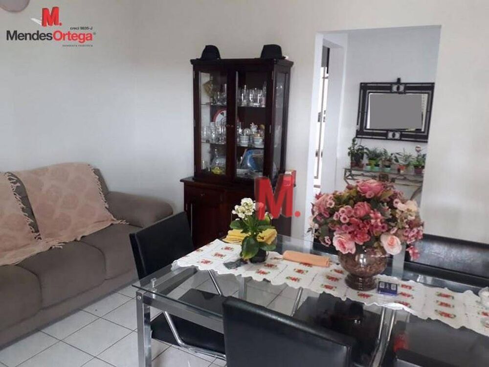 Casa, 5 quartos, 166 m² - Foto 2