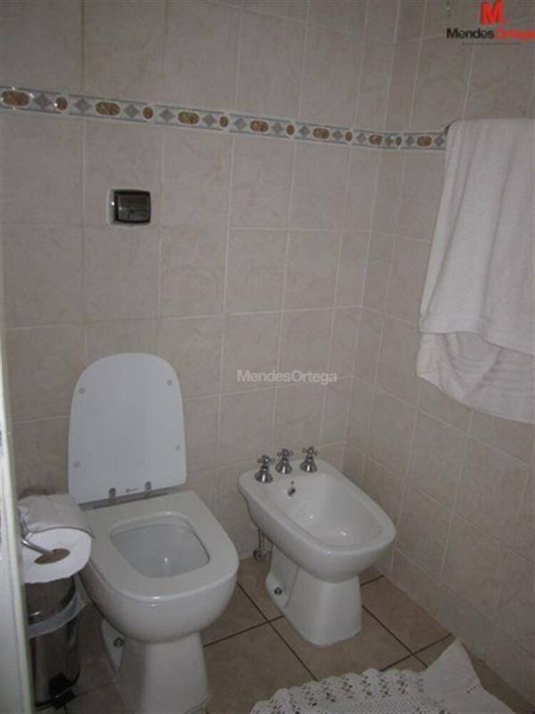 Casa, 3 quartos, 222 m² - Foto 2